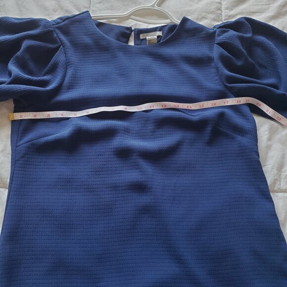 H & M  Dress With Lining And 3/4 Puffy Sleeves That Tie Sz 8 Loose Fit - Picture 5 of 10
